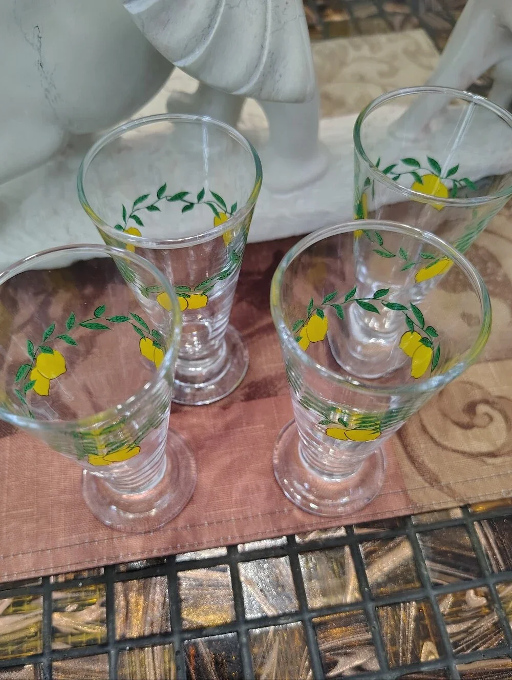 Vintage 2 oz Shot Glass with Lemons 4
